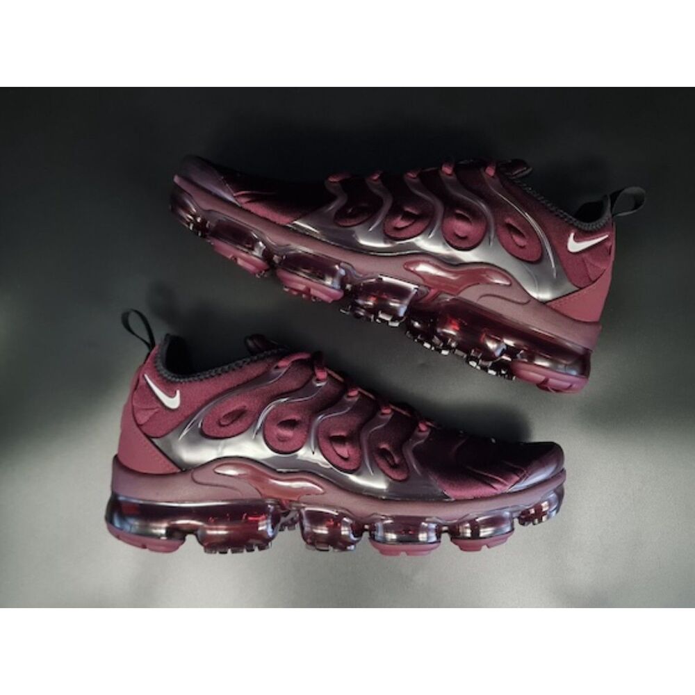 Nike Air VaporMax Plus. Night Maroon. Size 9 -  FN6850-681
